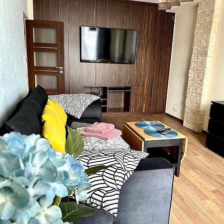 Comfort Apartment 2 Rooms 65M2 Varsavia Esterno foto
