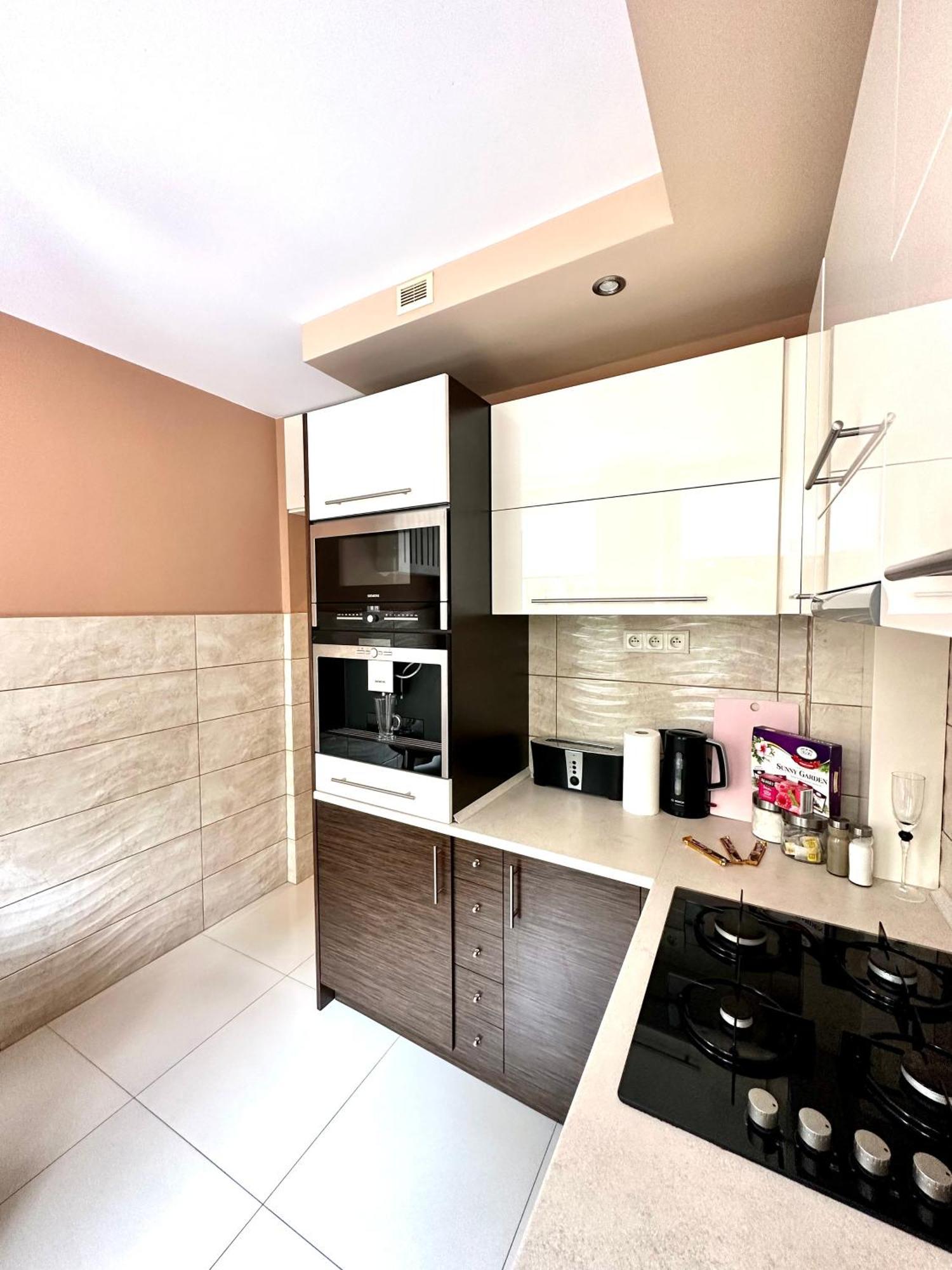 Comfort Apartment 2 Rooms 65M2 Varsavia Esterno foto
